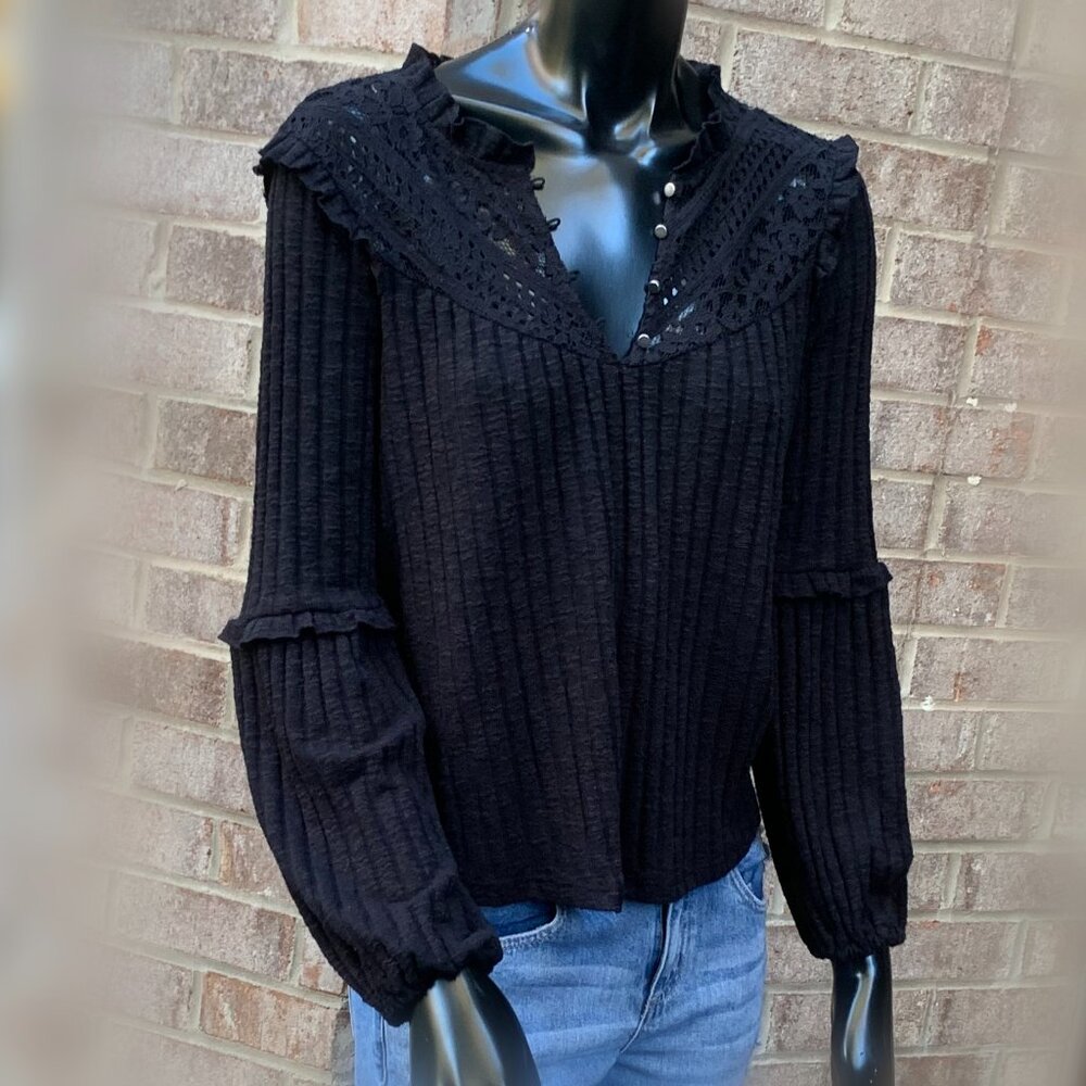 Eyeshadow Ruffle and Lace Button-Up V-Neck Top